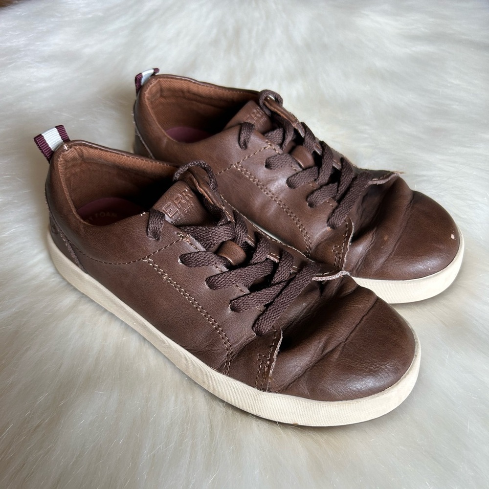 Sperry Topsider ⚜️ Cruise Boys Brown Laced Shoes